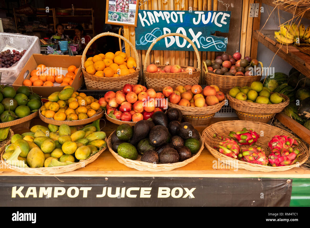Fruit juice stall display hires stock photography and images Alamy
