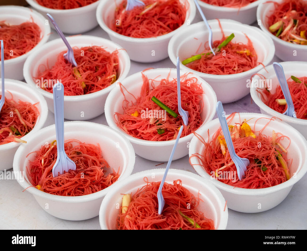 Styrofoam bowl hi-res stock photography and images - Alamy