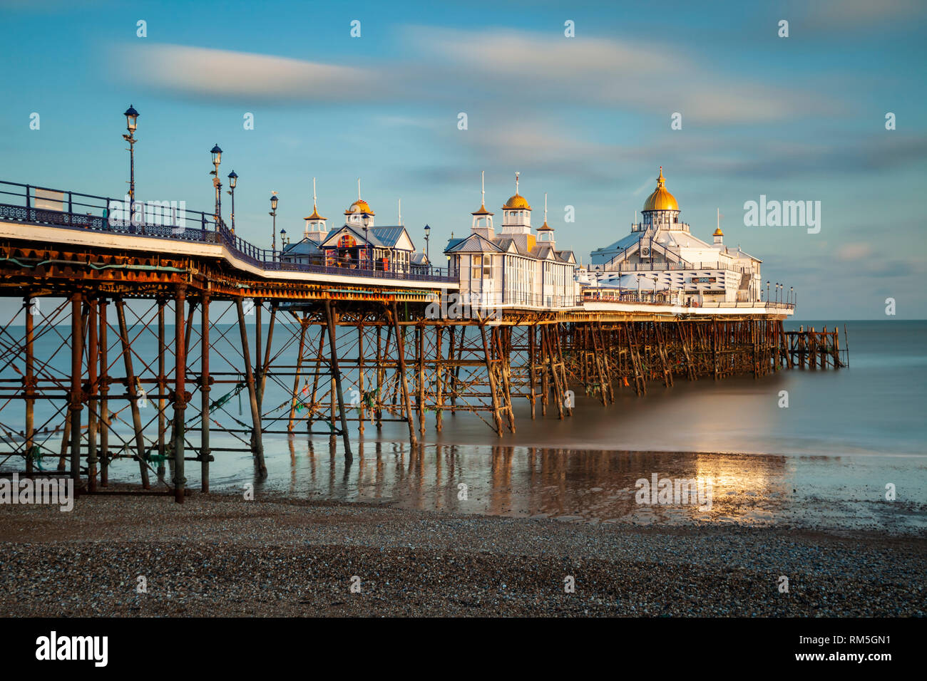 Eastbourne Uk Winter High Resolution Stock Photography and Images - Alamy
