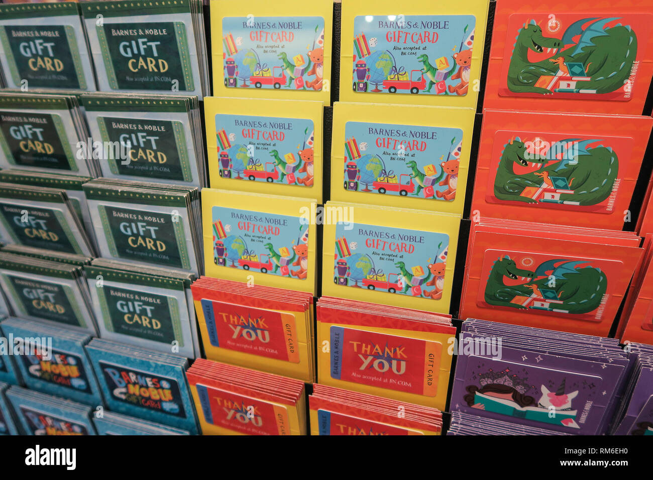 Page 3 Gift Cards High Resolution Stock Photography And Images Alamy Page 3 Gift Cards High Resolution Stock Photography And Images Alamy