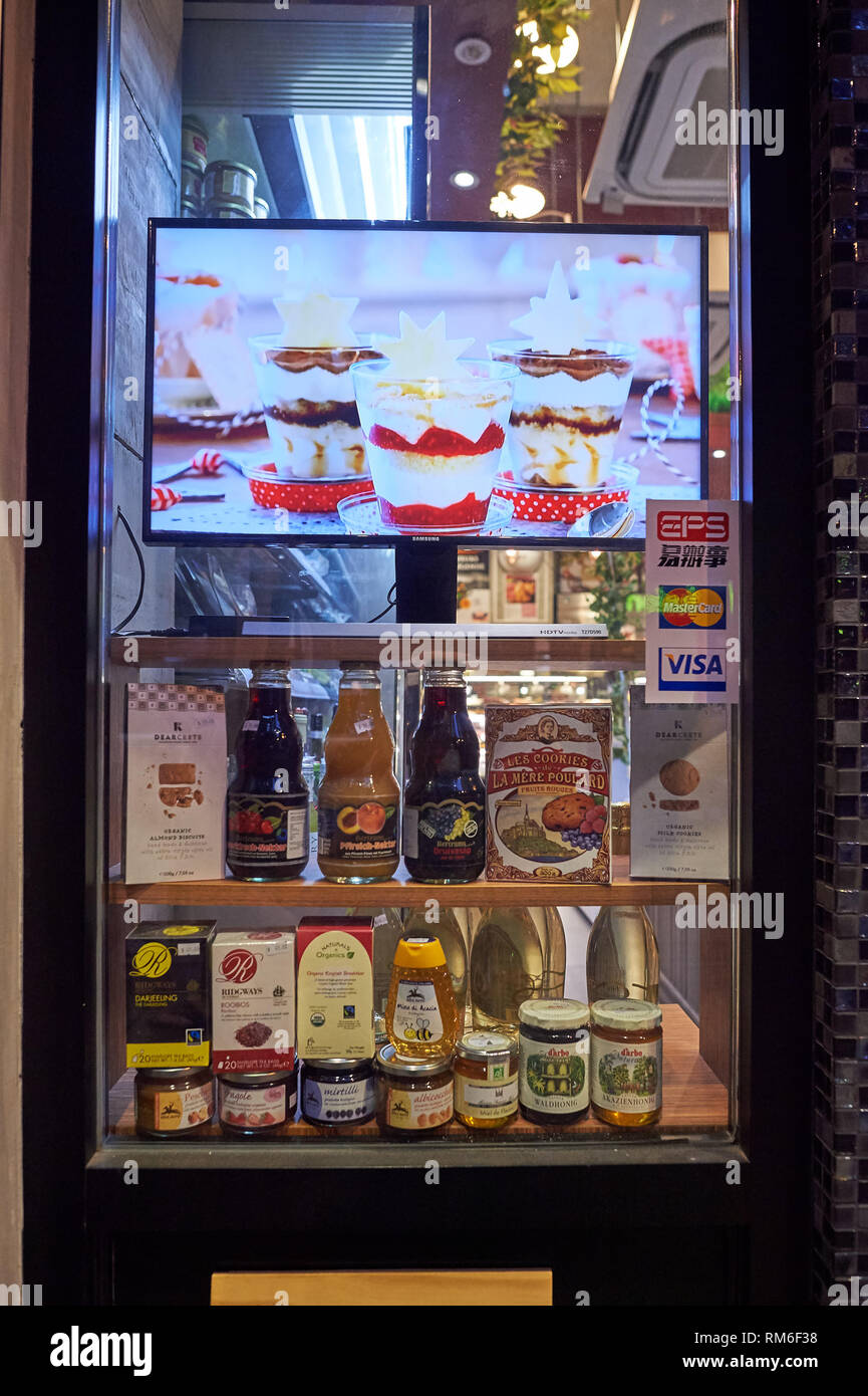 HONG KONG OCTOBER 25, 2015 Delice grocery store. Delice is a grocery