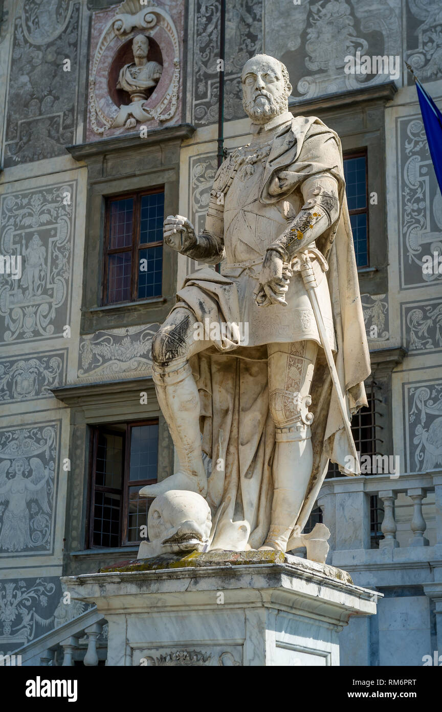 Historic statues of Pisa old town center. Travel attractions of Toscana, Italy Stock Photo