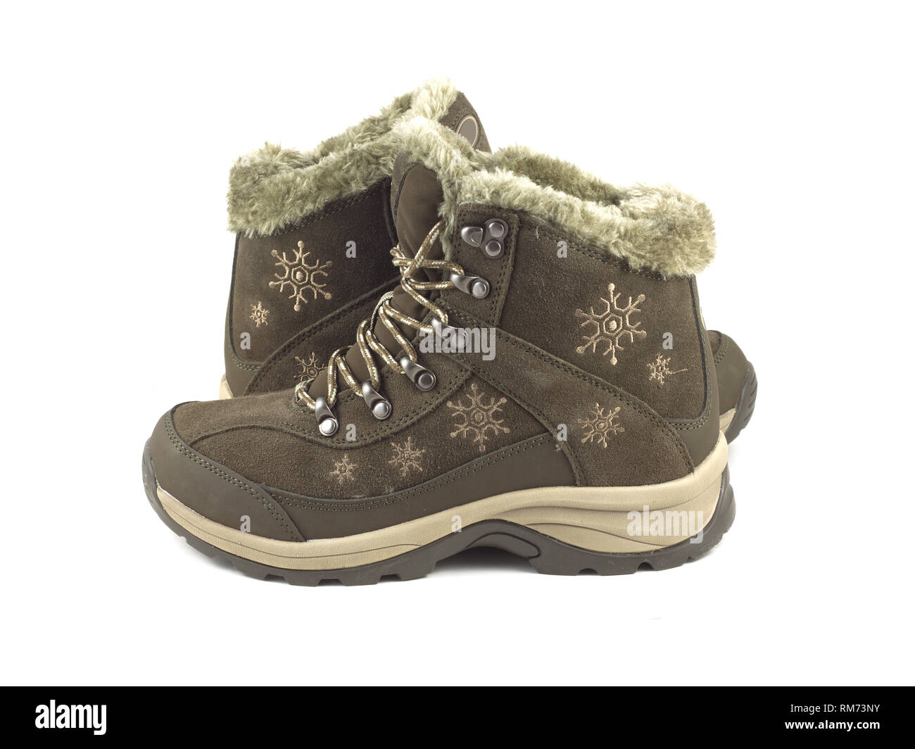brown boots with fur inside