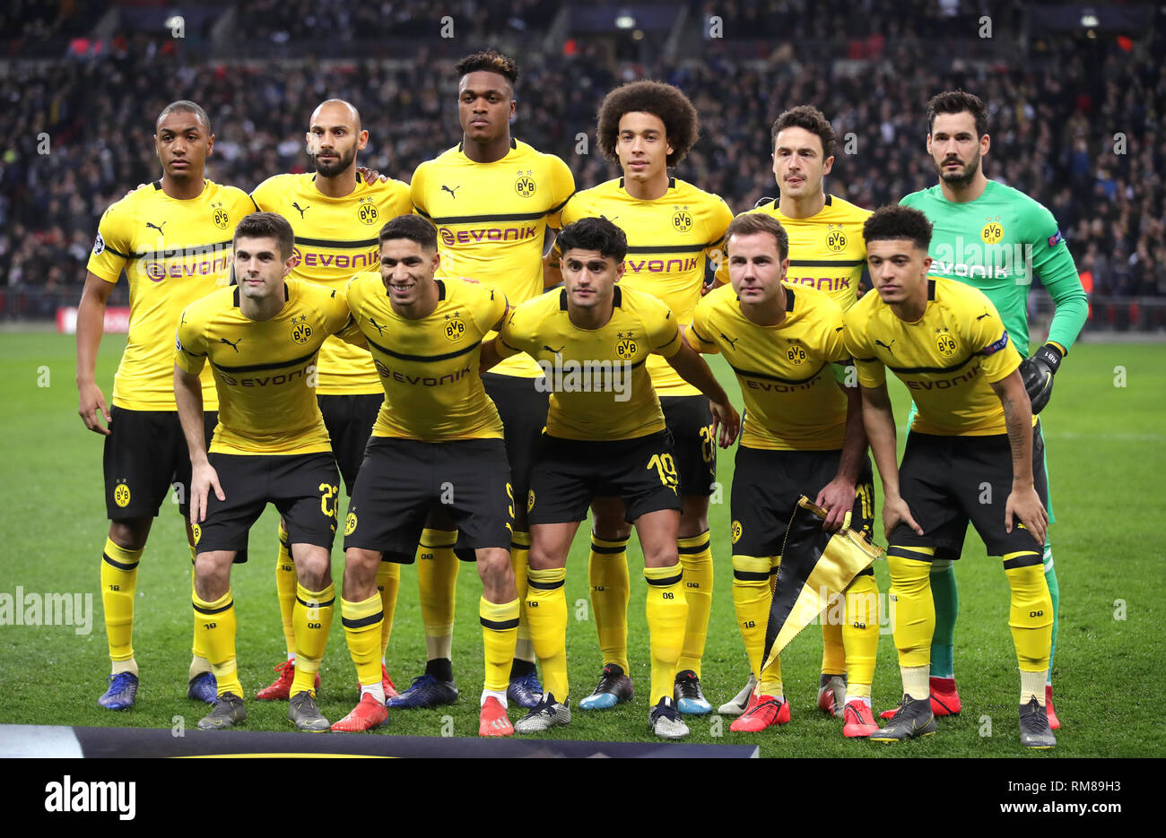 Borussia Dortmund's (top row, from left to right) Abdou Diallo, Omer Toprak, Dan-Axel Zagadou, Axel Witsel, Thomas Delaney and Roman Burki (bottom row, from left to right) Christian Pulisic, Achraf Hakimi, Mahmoud Dahoud, Mario Gotze and Jadon Sancho during the UEFA Champions League round of 16, first leg match at Wembley Stadium, London. Stock Photo