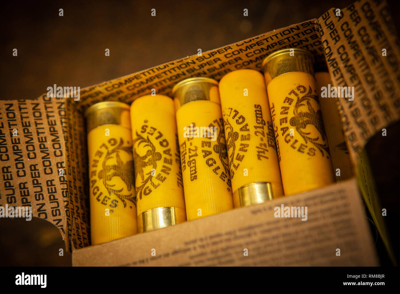 12 gauge shot gun cartridges hires stock photography and images Alamy