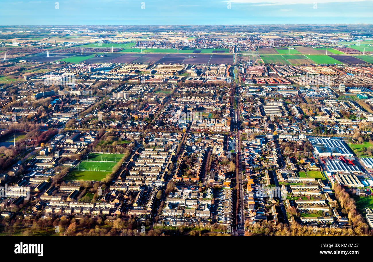 Ontvangende machine Idool Evolueren Aerial view of Nieuw-Vennep town in the Netherlands, Europe Stock Photo -  Alamy