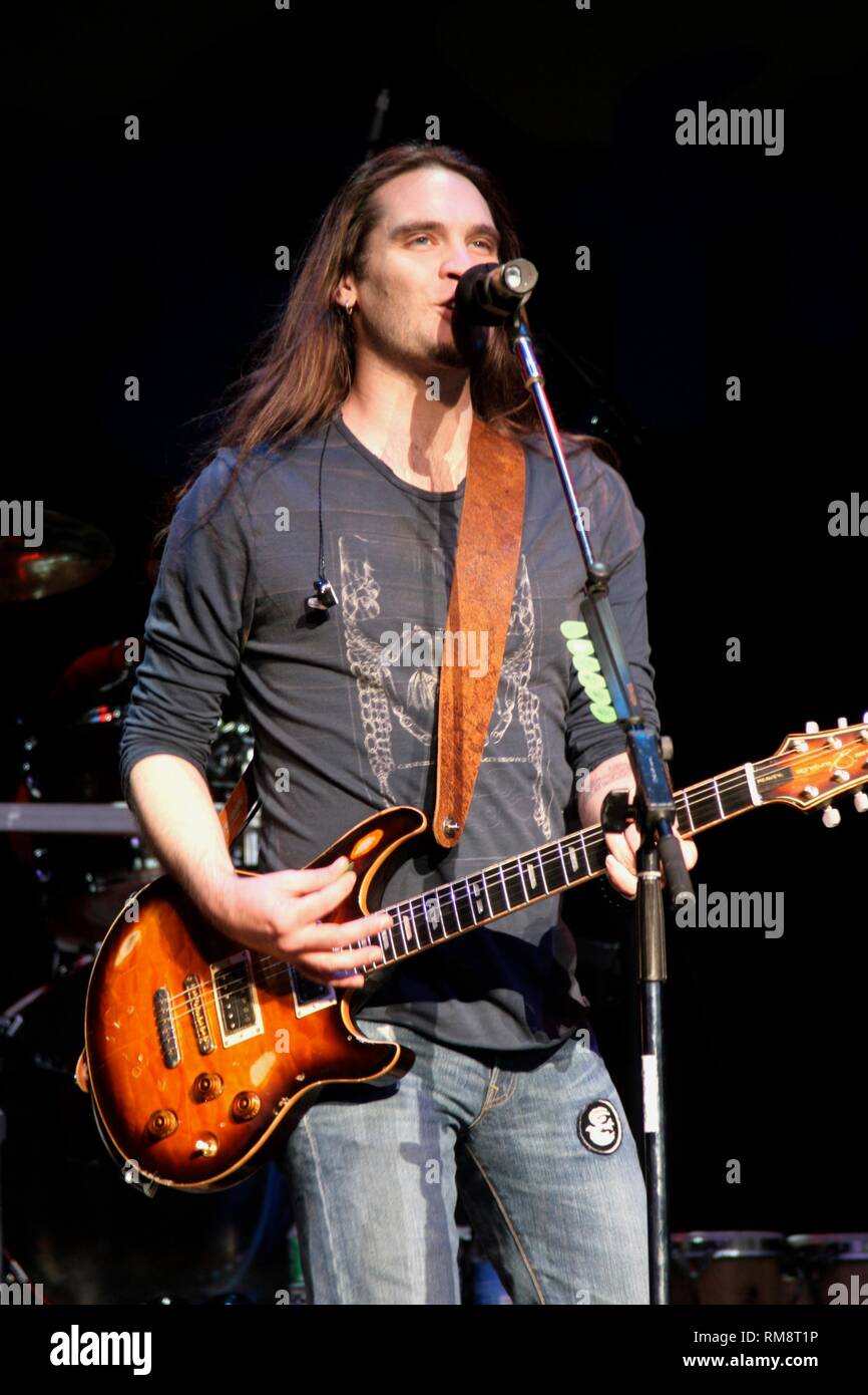 Musician Bo Bice is shown performing "live" in concert Stock Photo Alamy