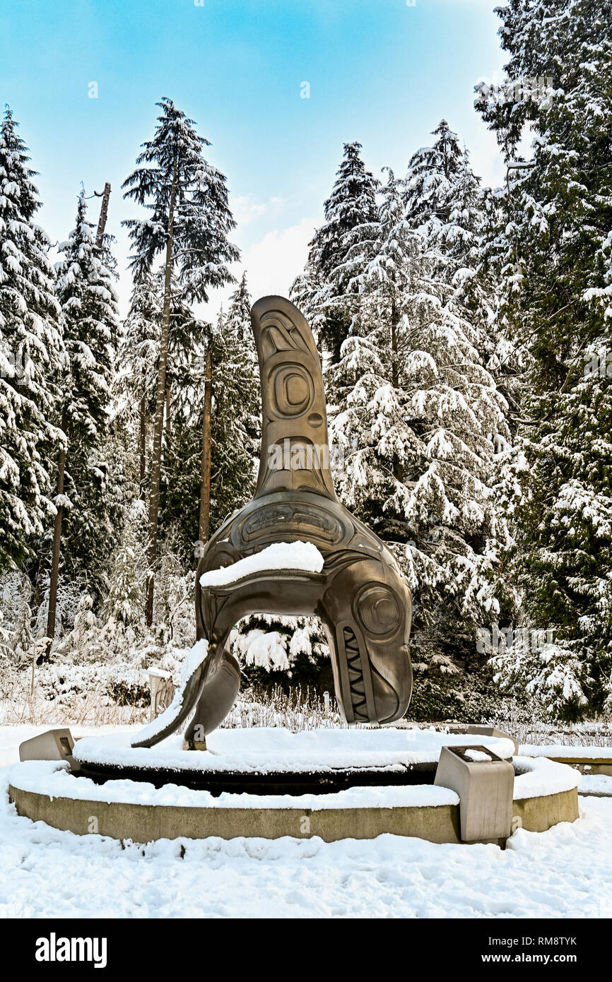 Stanley Park Vancouver Sculpture High Resolution Stock Photography and ...