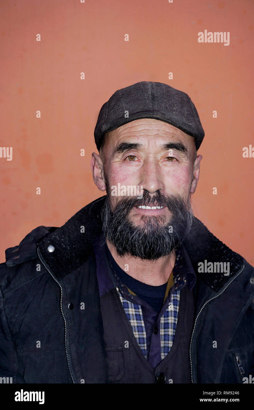 Very old man wrinkles happy hi-res stock photography and images - Alamy