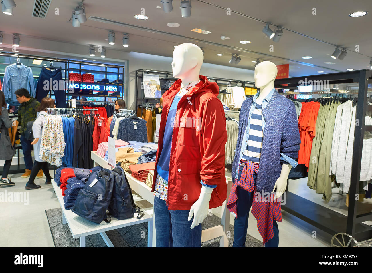 HONG KONG - CIRCA JANUARY, 2016: H & M store in Hong Kong. H and M known  for its fast-fashion clothing for men, women, teenagers and children Stock  Photo - Alamy