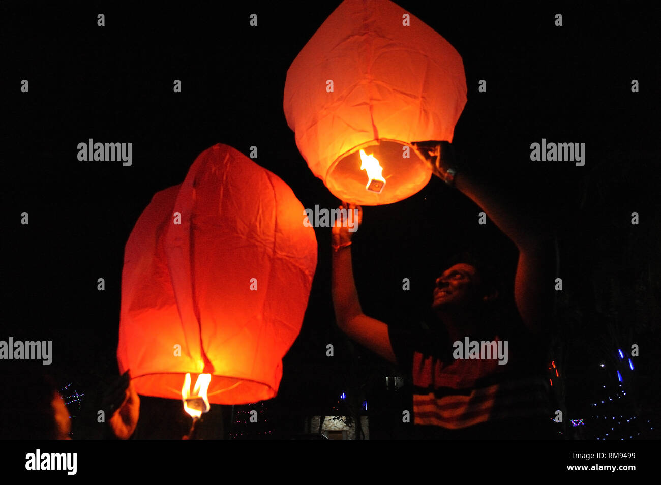 Paper 2024 sky lanterns