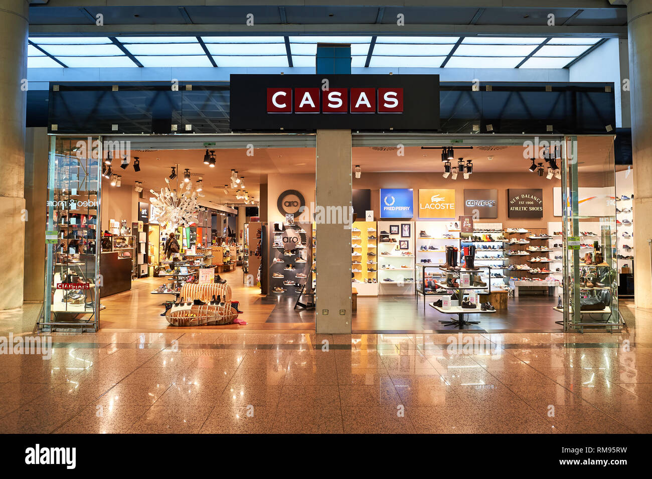 Luxury commerce barcelona spain hi-res stock photography and images - Alamy
