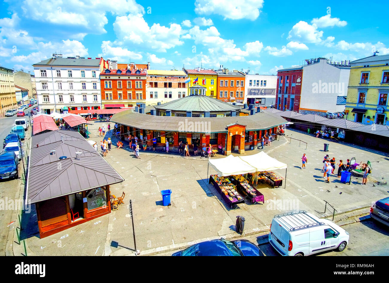 KRAKOW, POLAND - JUNE 21, 2018: The view on flea market stalls of New Square (Plac Nowy), located in Kazimierz Jewish Quarter with historical mansions Stock Photo