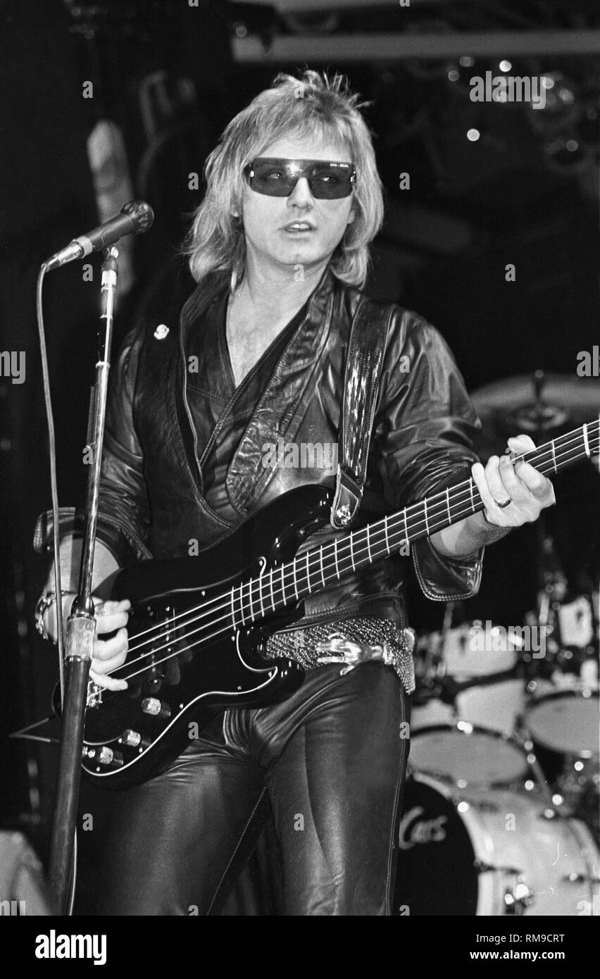 Benjamin orr hi-res stock photography and images - Alamy