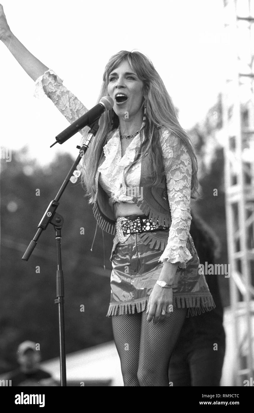 Carlene Carter is shown performing outdoors during a concert appearance  Stock Photo - Alamy