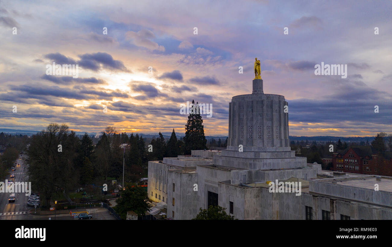 Downtown salem oregon hires stock photography and images Alamy