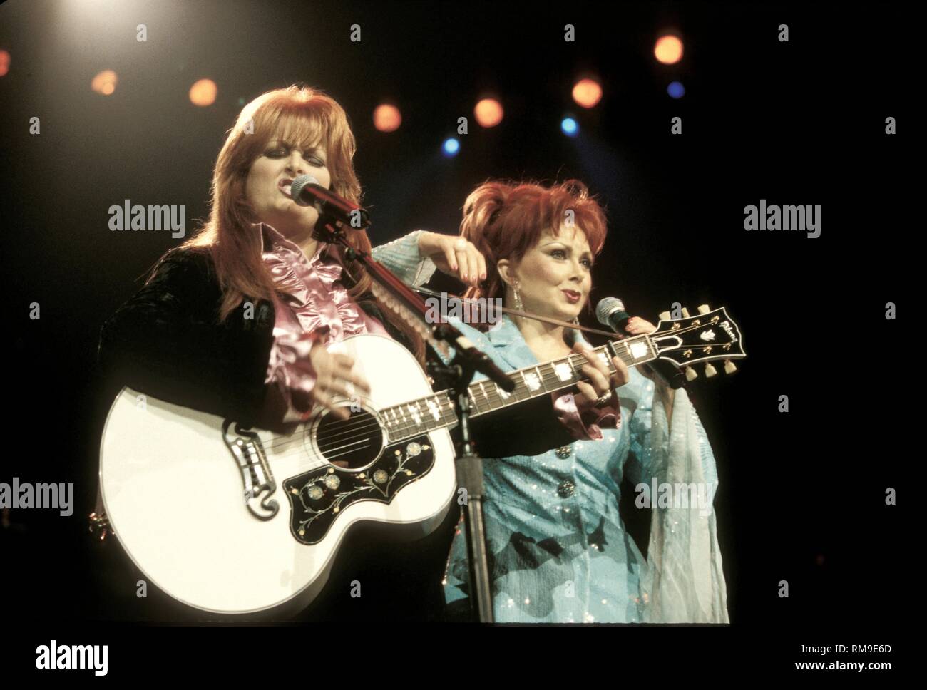 naomi-judd-hi-res-stock-photography-and-images-alamy