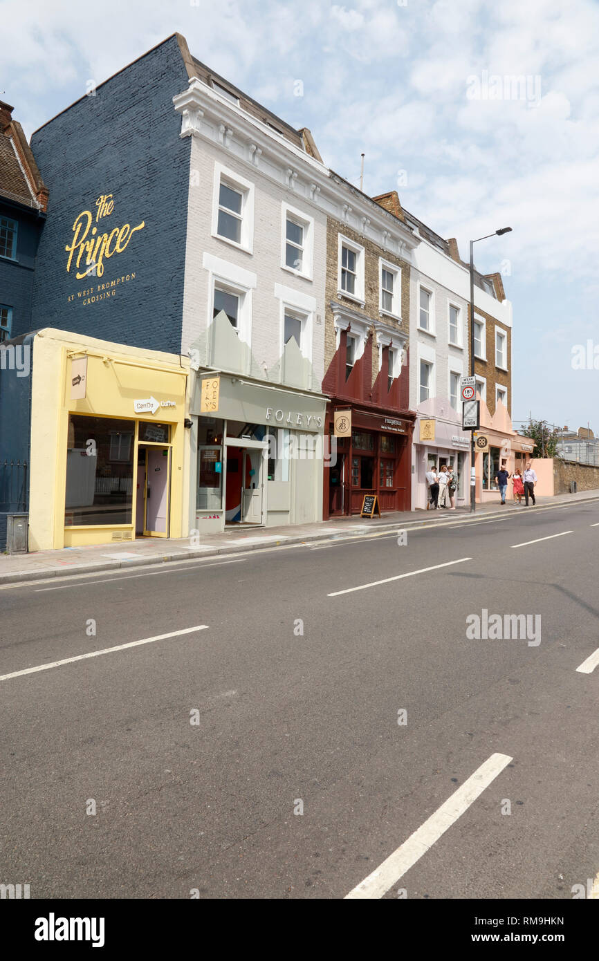 Lillie road pub hi-res stock photography and images - Alamy