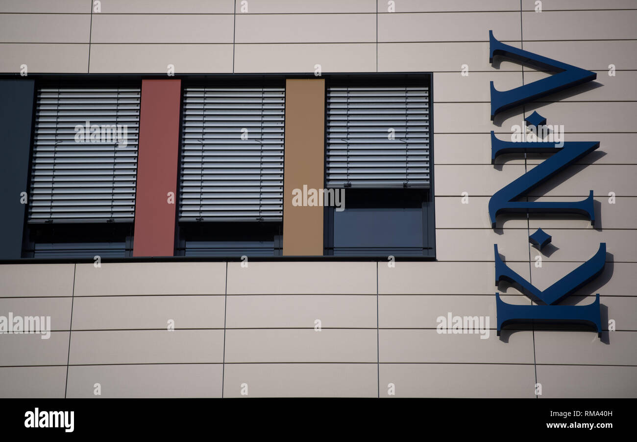 14 February 2019, Baden-Wuerttemberg, Stuttgart: The logo of the book and  media wholesale company Koch, Neff & Volckmar GmbH (KNV) can be seen on the  facade of the company headquarters. The KNV