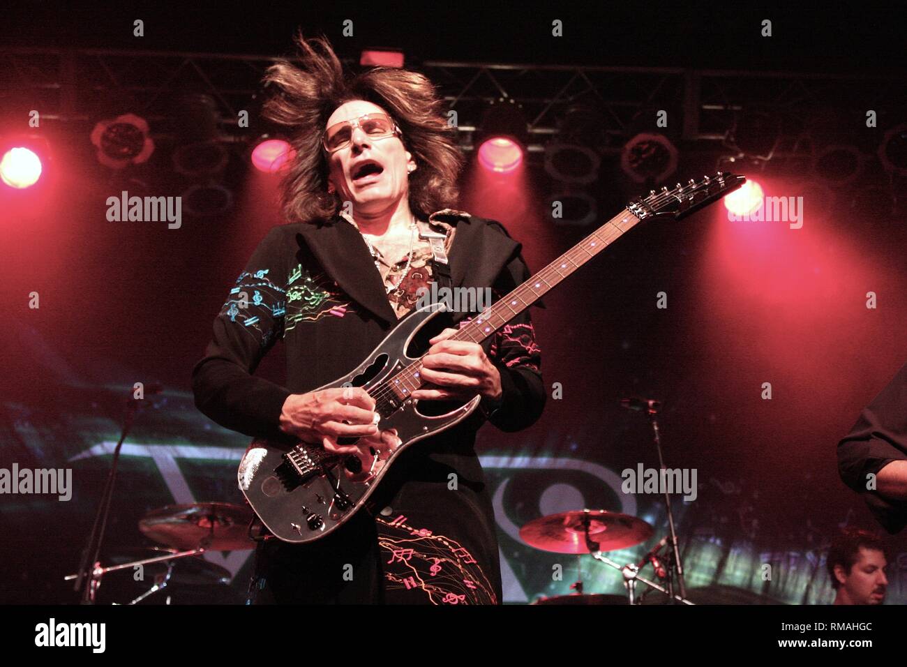 Instrumental rock guitarist, songwriter, vocalist, producer, and actor Steve  Vai is shown performing on stage during a "live" concert appearance Stock  Photo - Alamy