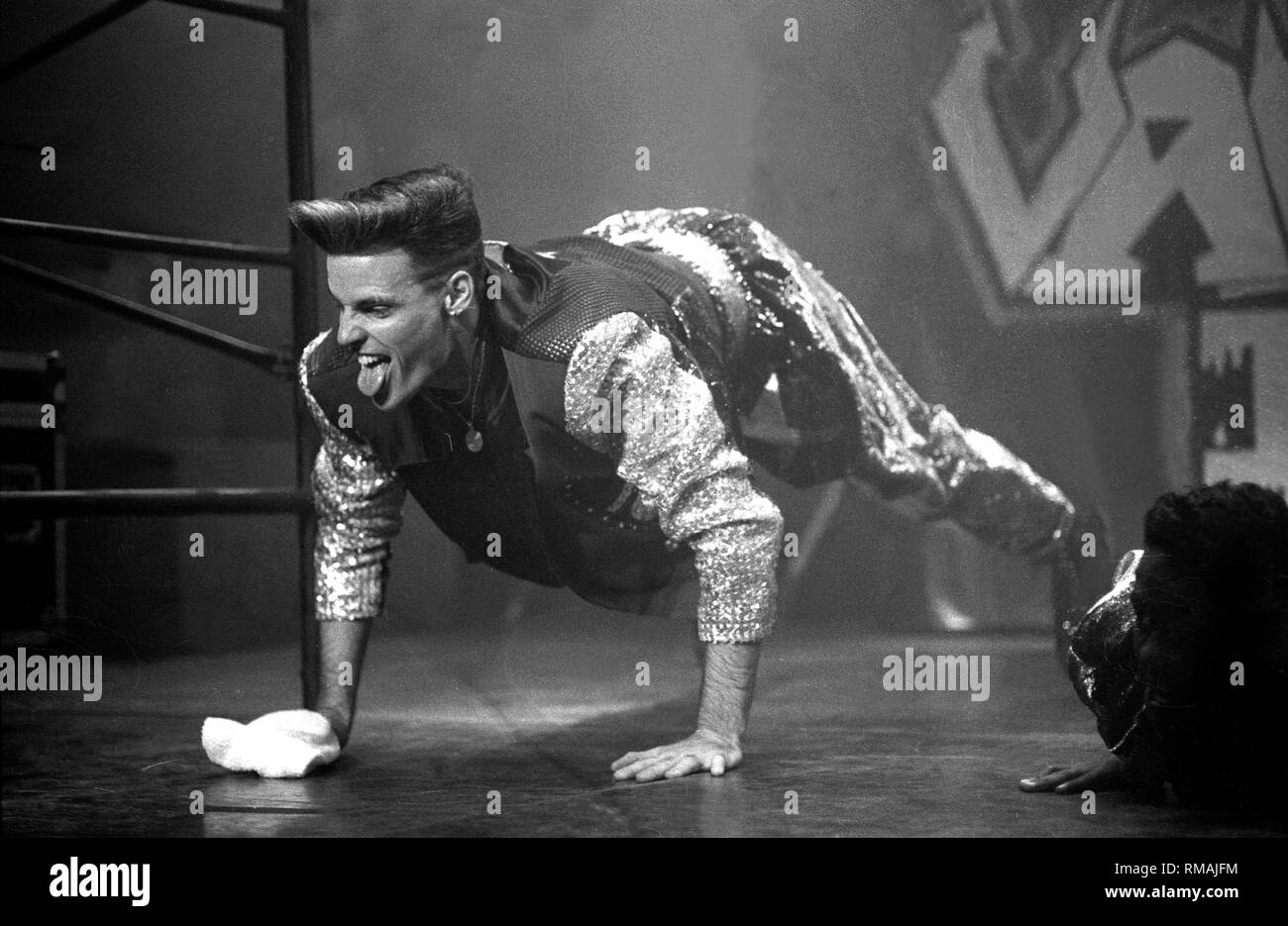 Vanilla ice rapper concert Black and White Stock Photos & Images Alamy