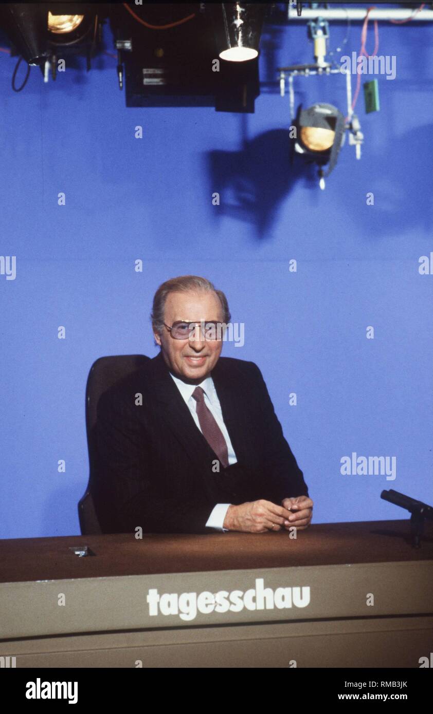 On September 27, 2001 was the tenth death anniversary of the popular newscaster Karl-Heinz Koepcke. The former anchor of the 'Tagesschau', in 1959 became the first to be seen newsreader on the screen. He was born in Hamburg in 1922. Stock Photo