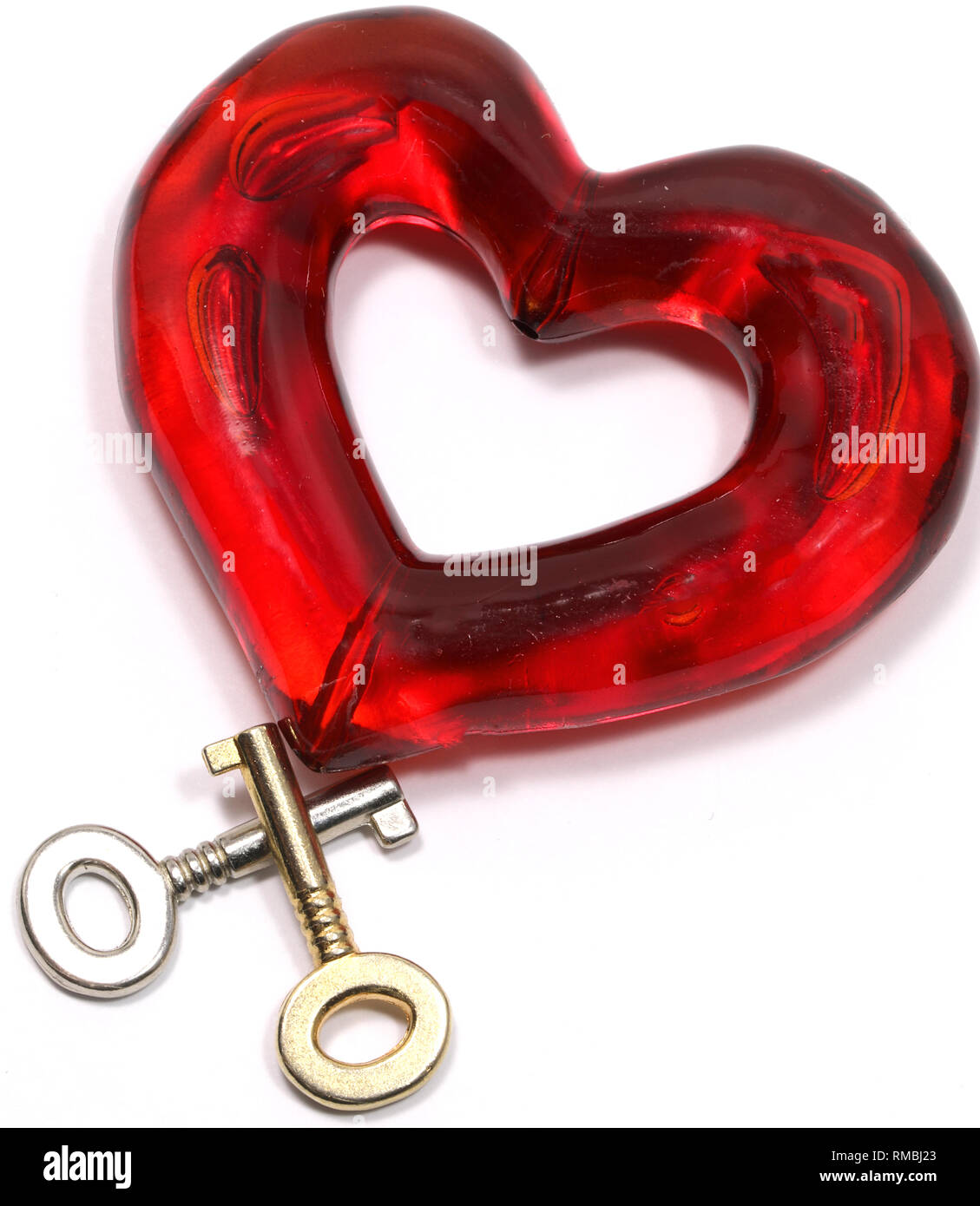 Big red heart and two keys of lovers Stock Photo - Alamy
