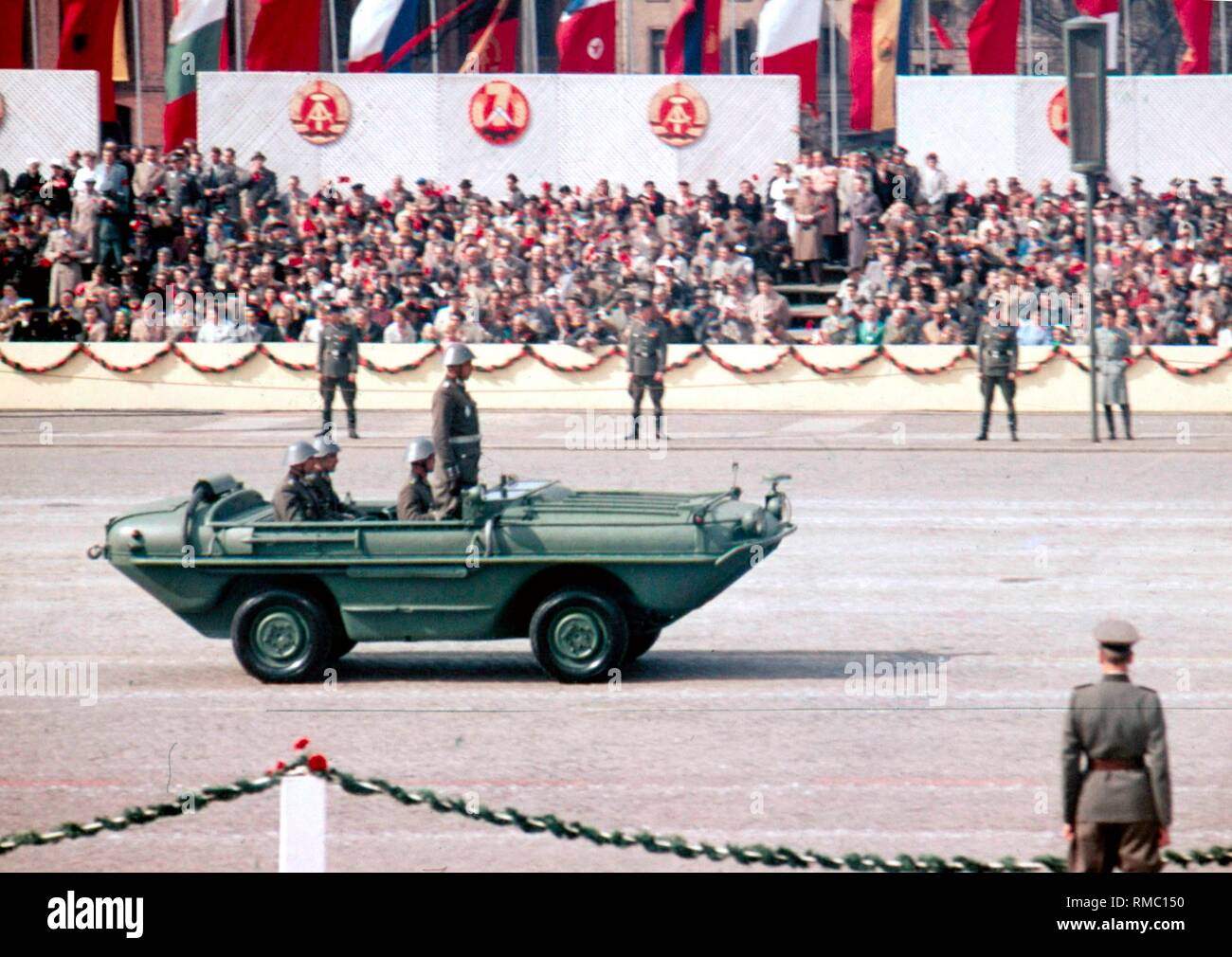 Nva gdr hi-res stock photography and images - Alamy