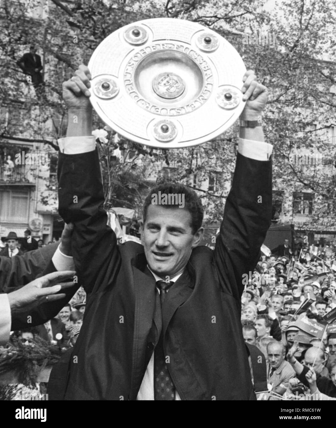 Hans Schaefer with the Meisterschale 1962 in Cologne. Stock Photo