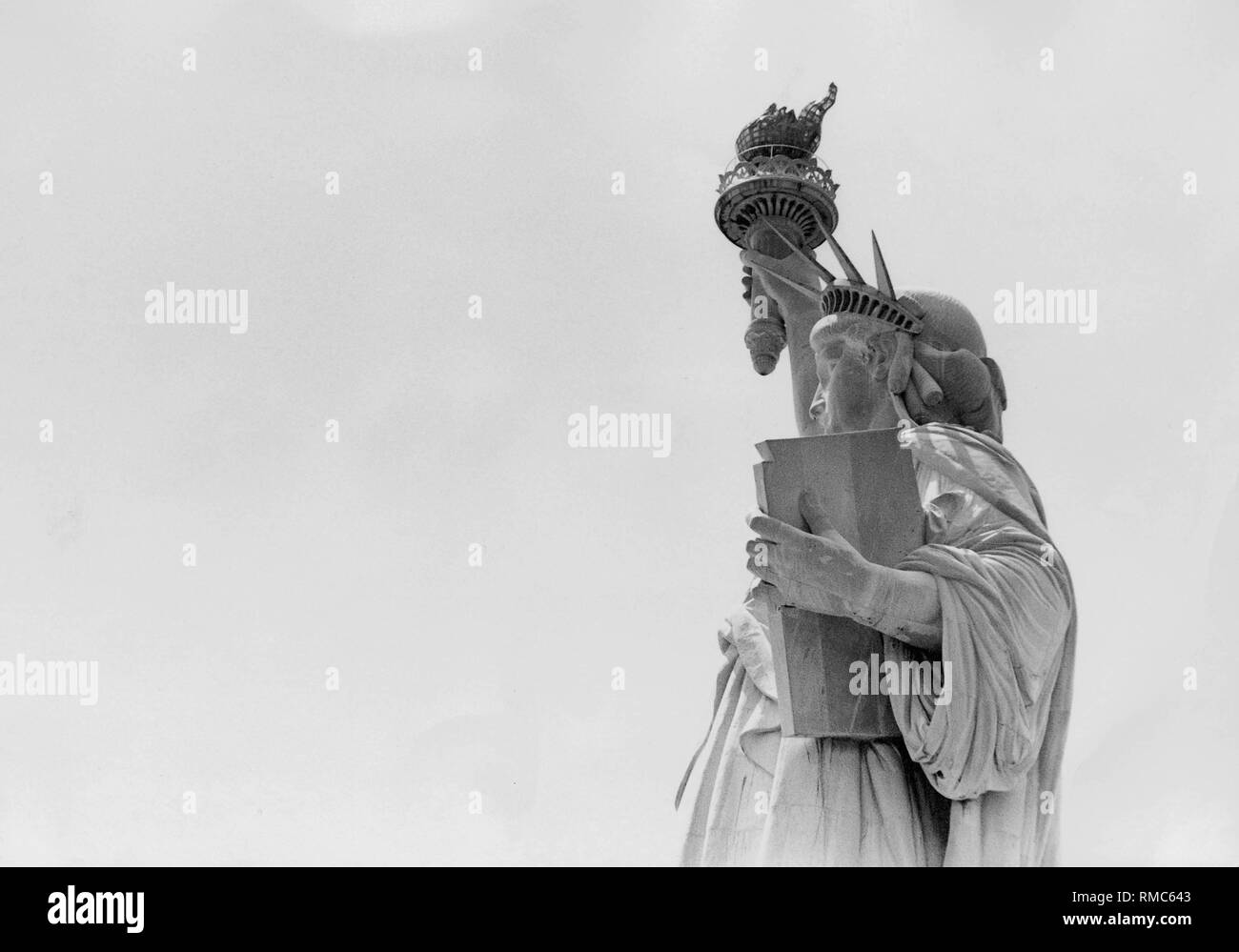 Statue of liberty 1886 hires stock photography and images Alamy