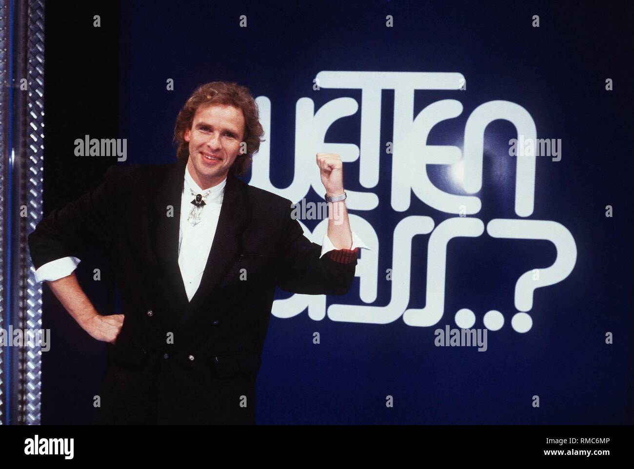 On December 25, 1952, the German television launched its triumphal march. 50 years of information and entertainment. Popular presenters and artists have become stars, moreover icons of electronic entertainment: Thomas Gottschalk, today's most successful show master of Germany. Here, Thomas Gottschalk in his Saturday night show 'Wetten, dass ..?' in 1987. Stock Photo