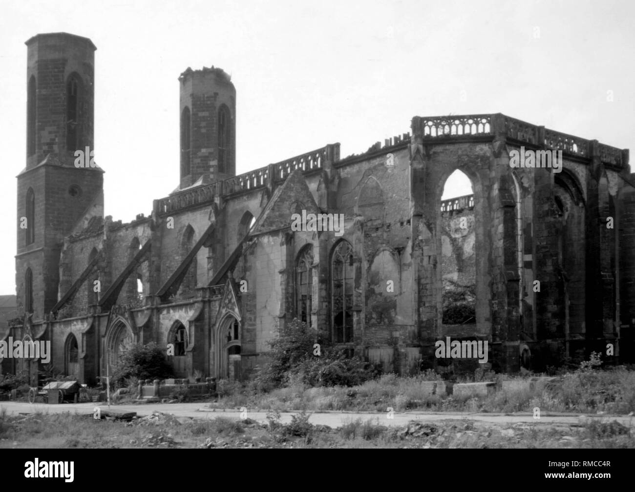 Ruin of the destroyed Sophienkirche by a bombing raid on 13 February,1945 at Postplatz in Dresden, demolished in 1962 by order of SED Leader, Walter Ulbricht. Photo from May 1, 1977. Stock Photo
