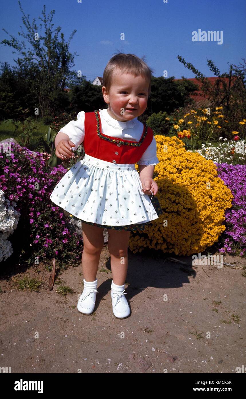 baby girl dirndl