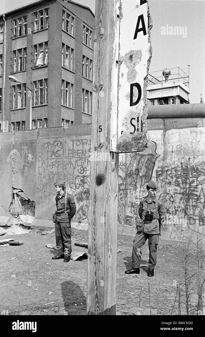 Berlin defence stock photo. Image of attack, wood, square - 114672170