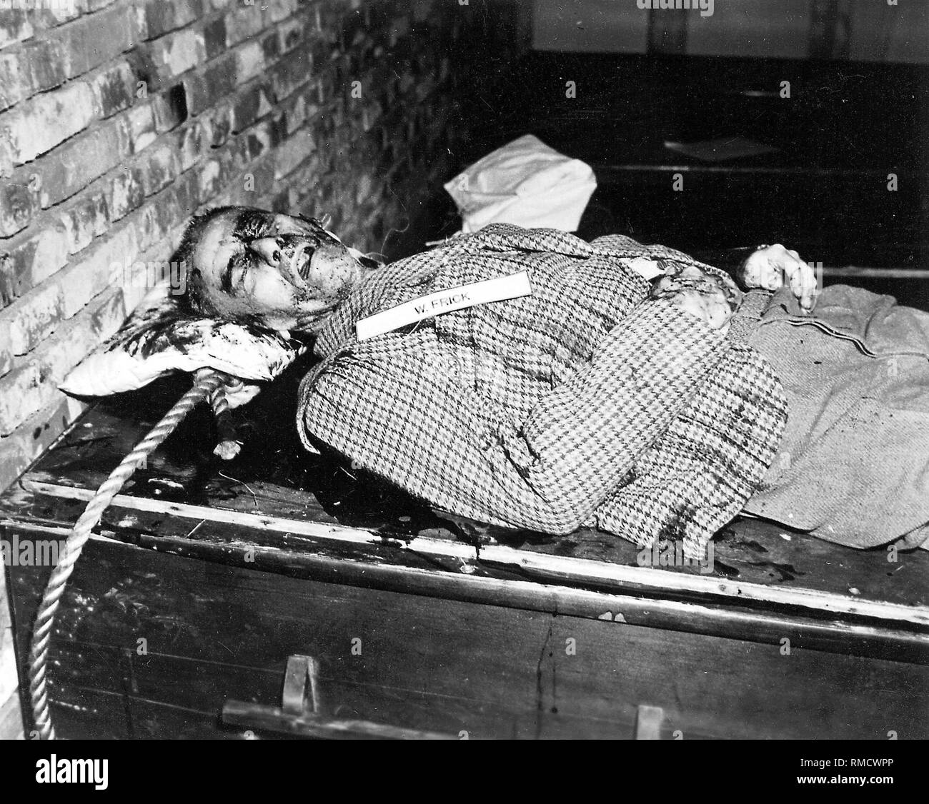 Reich Interior Minister Wilhelm Frick after his execution by hanging on October 16, 1946 in Nuremberg (Nuremberg Trials). Stock Photo