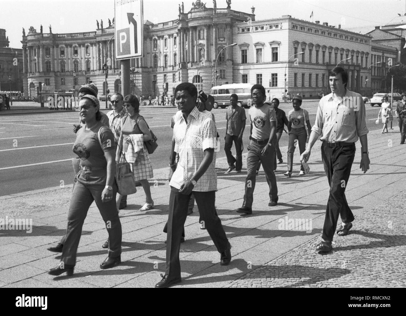 The World Festival of Youth and Students between 28 July - 5 August, 1973  in East Berlin: young people from the GDR and foreign guests in the city  center of Berlin Stock Photo - Alamy