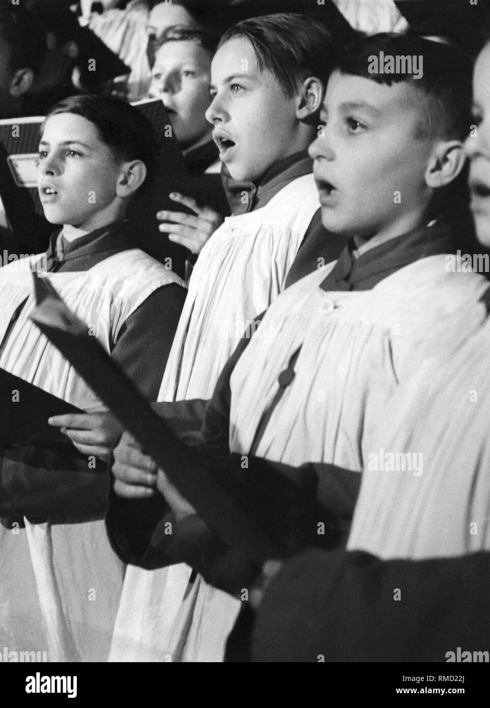 Singing choir, 50s Stock Photo