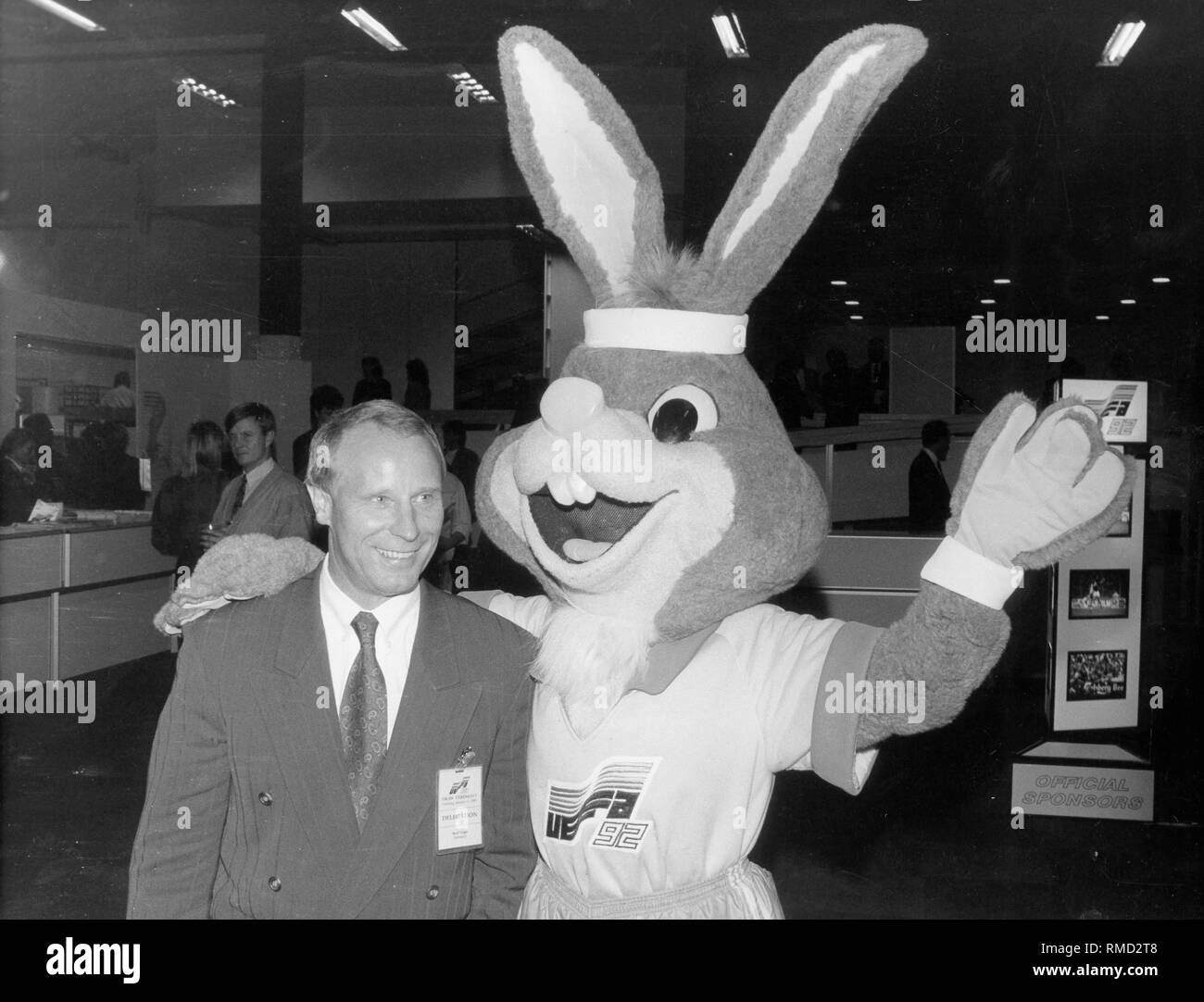 National coach Berti Vogts with the EM mascot at the draw for the European Football Championship 1992 in Sweden. Stock Photo