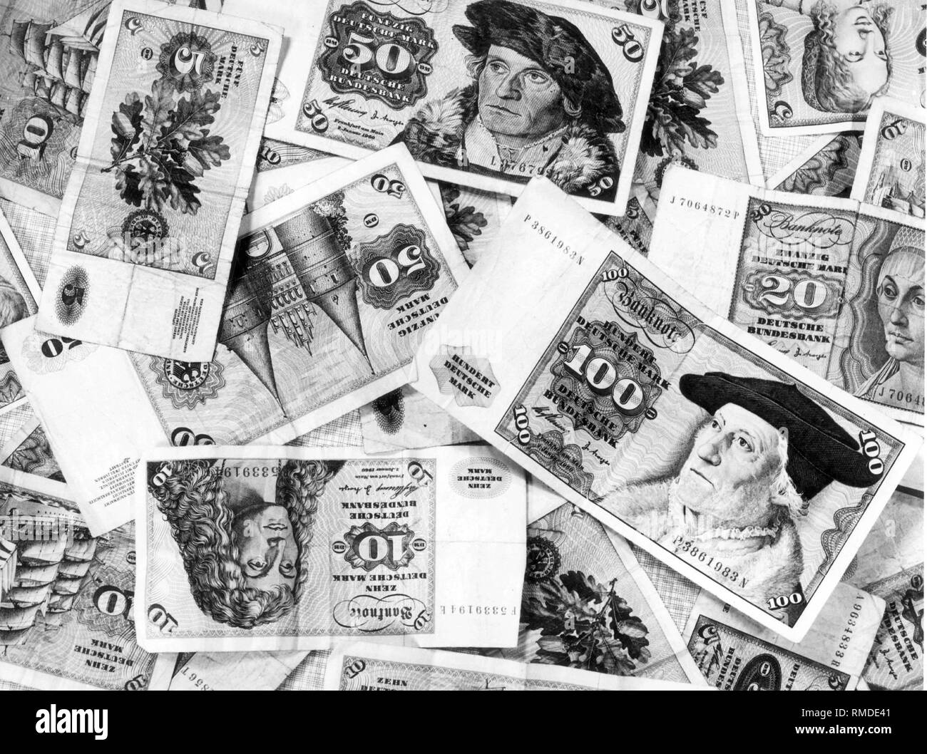 £50 note Black and White Stock Photos & Images - Alamy