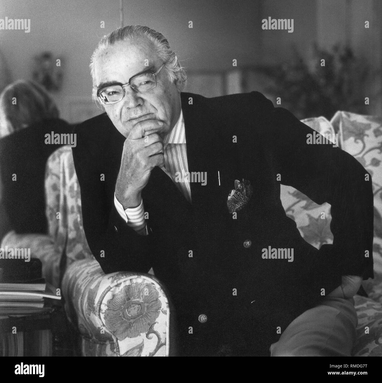 Rowohlt hi-res stock photography and images - Alamy