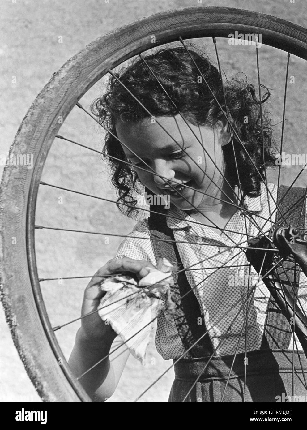 1950's bike hi-res stock photography and images - Page 2 - Alamy