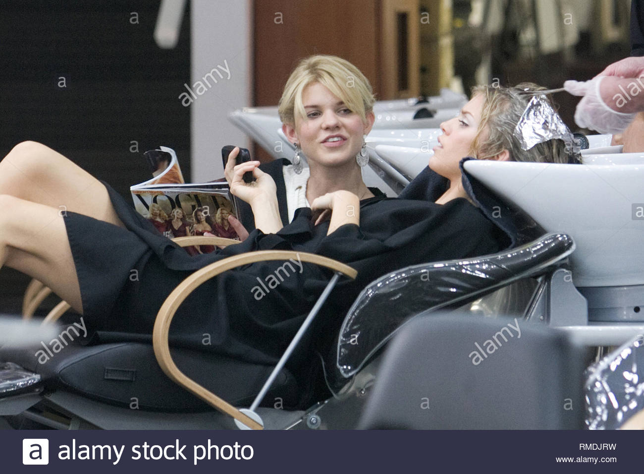 Lynne blonde bombshell Lynne blonde bombshell
