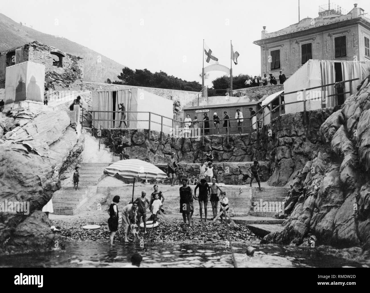 quinto beach, genova, liguria, italy, 1920 Stock Photo Alamy