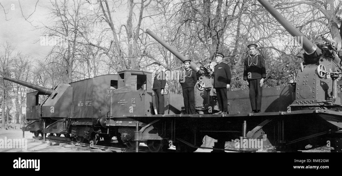 armed train of Navy, turin, piemonte, italy 1911 Stock Photo