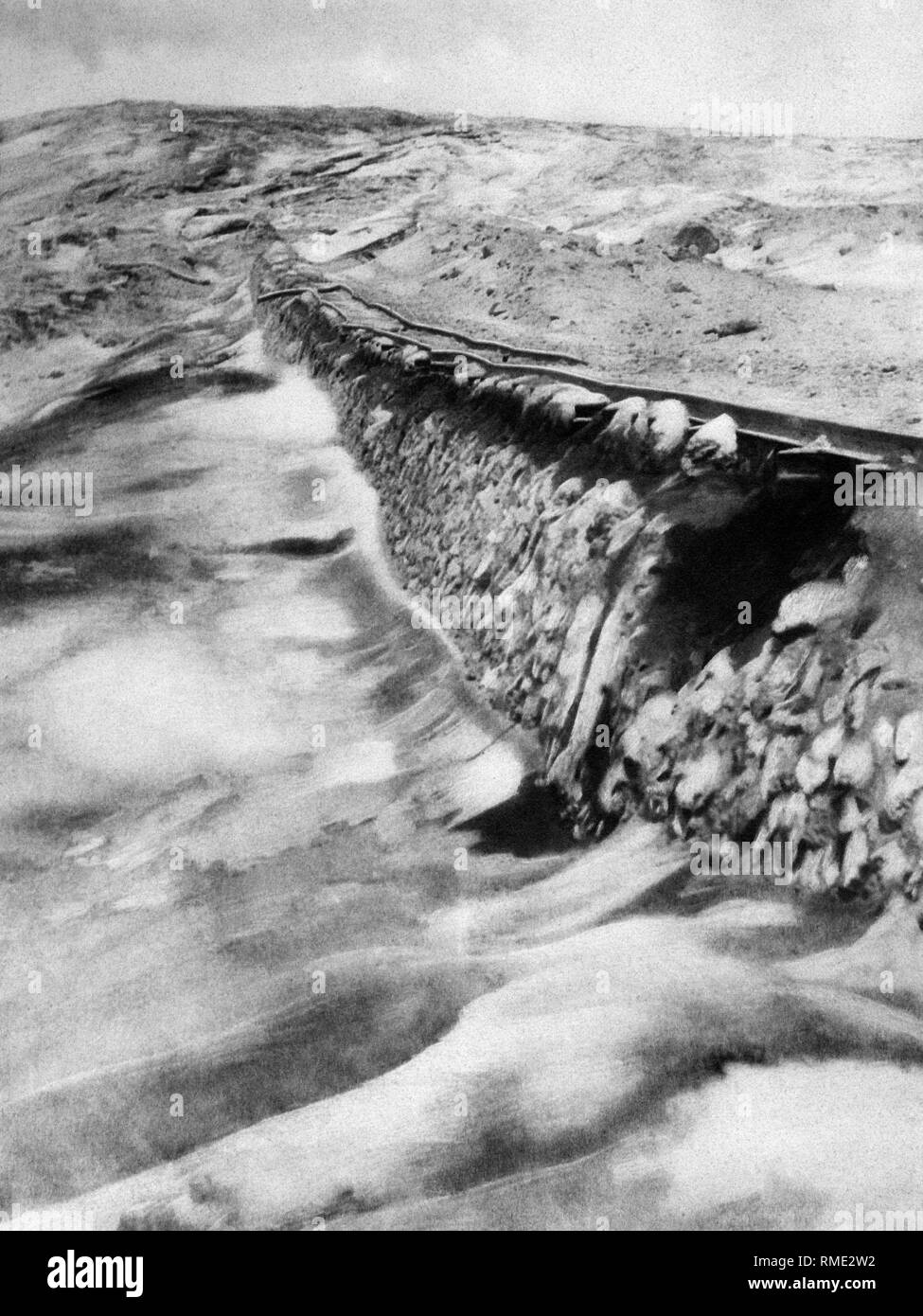 Destroyed of the volcanic eruption of mt vesuvius hires stock