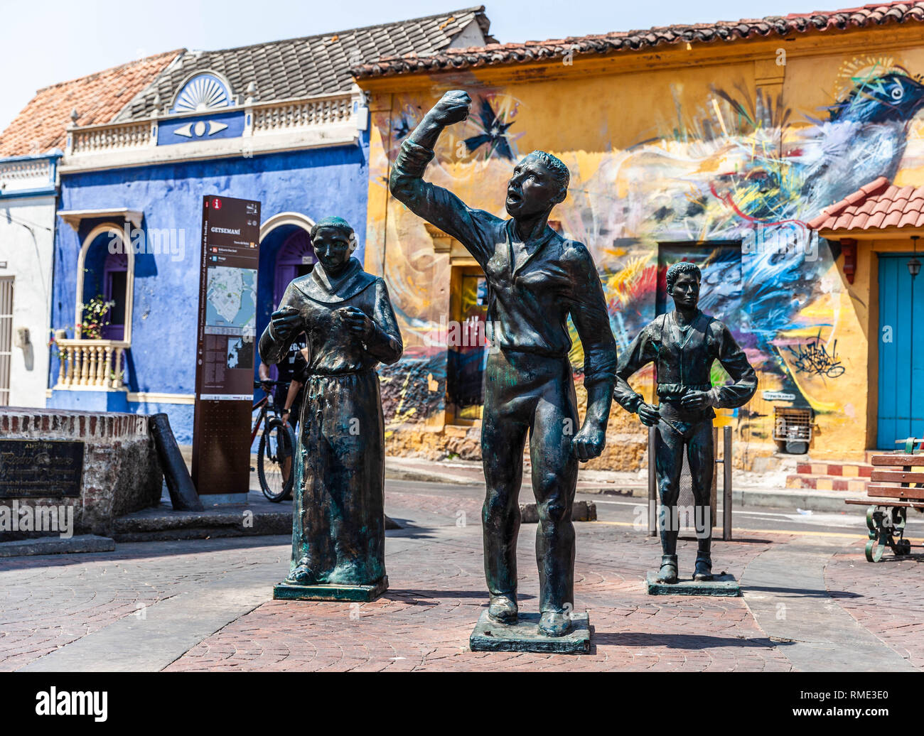 Statues at Plaza de la Trinidad, barrio de Getsemani, Cartagena de
