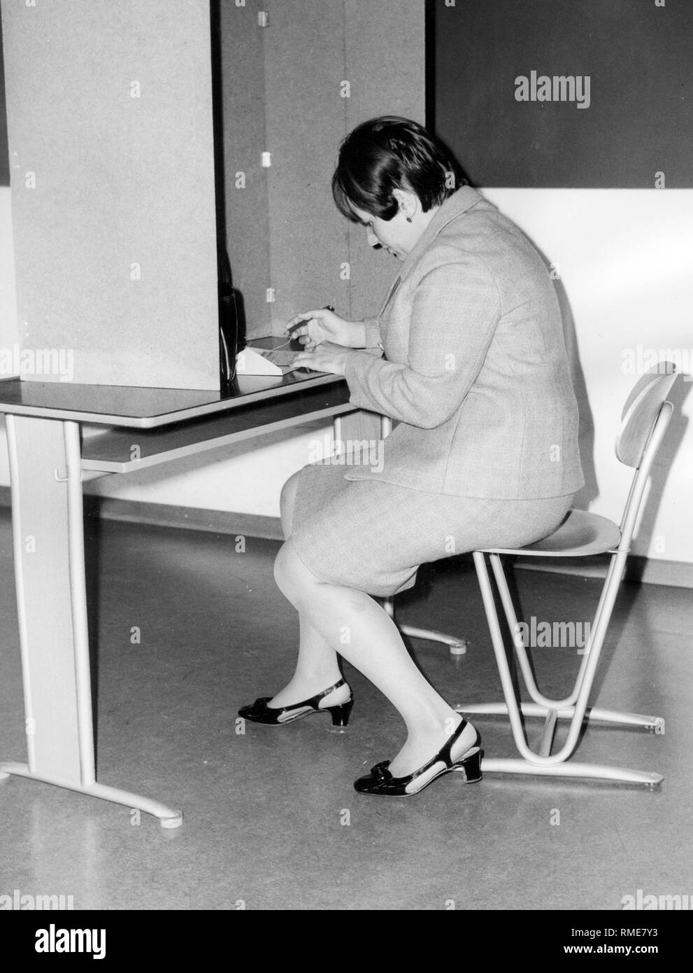 1969 election hires stock photography and images Alamy