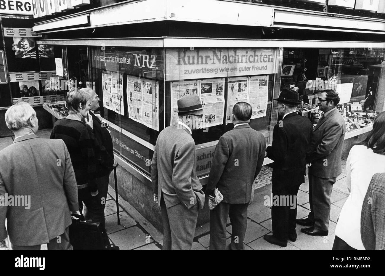 1972 newspaper hires stock photography and images Alamy