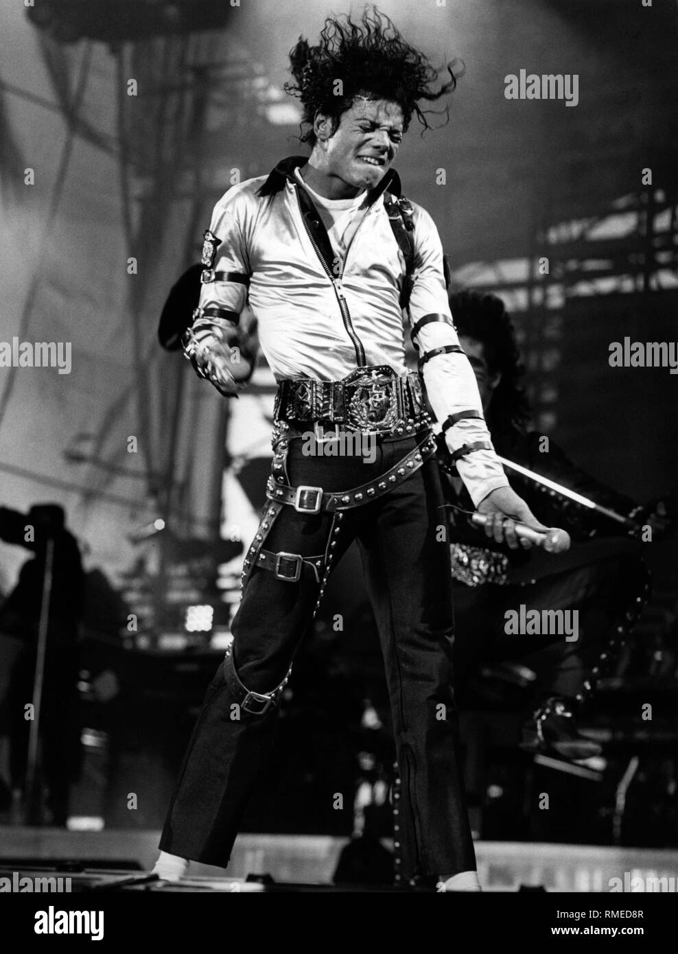 Popstar Michael Jackson performs in concert in Hockenheim in 1988. Michael Jackson, singer, USA, Auftritte / Film Stock Photo