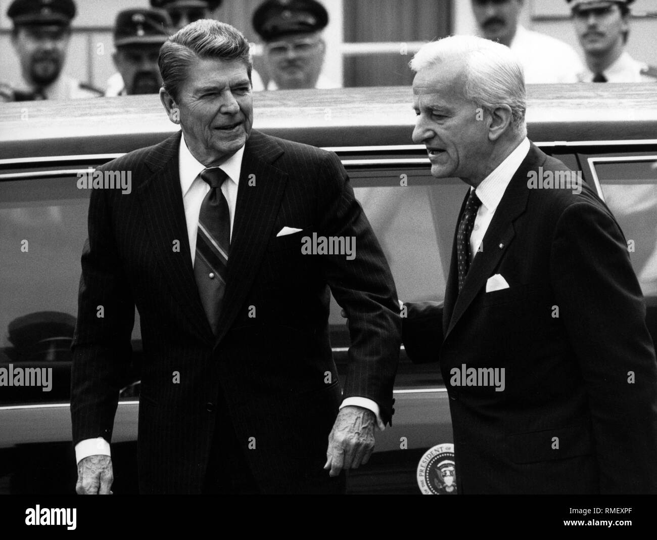 Ronald Reagan (left) and Richard von Weizsaecker in front of Bellevue Palace. Stock Photo